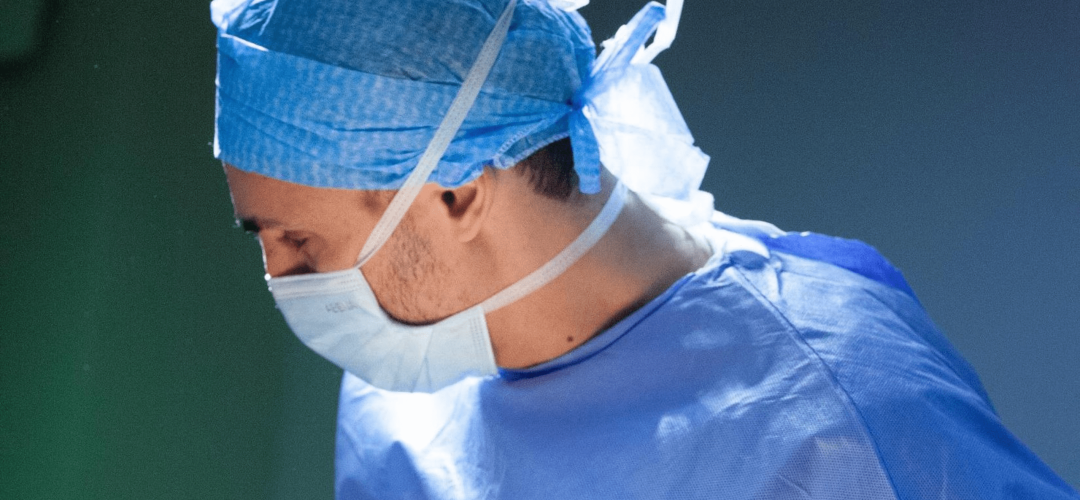 praticien hospitalier métier